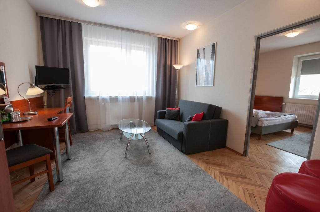 Hotel Komes Skarżysko-Kamienna المظهر الخارجي الصورة