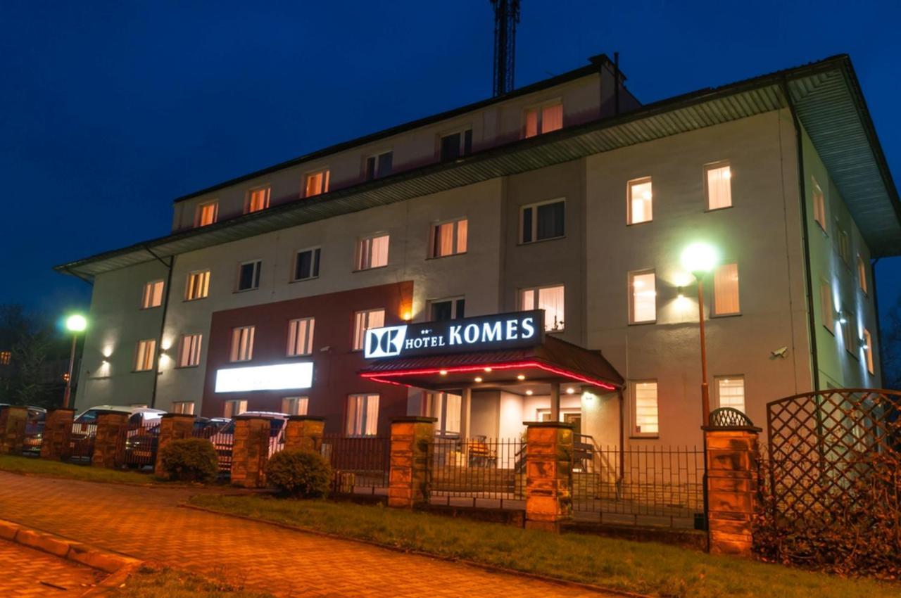 Hotel Komes Skarżysko-Kamienna المظهر الخارجي الصورة
